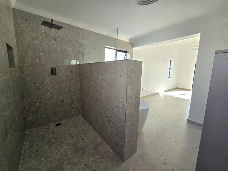 3 Bedroom Property for Sale in Britannia Bay Western Cape